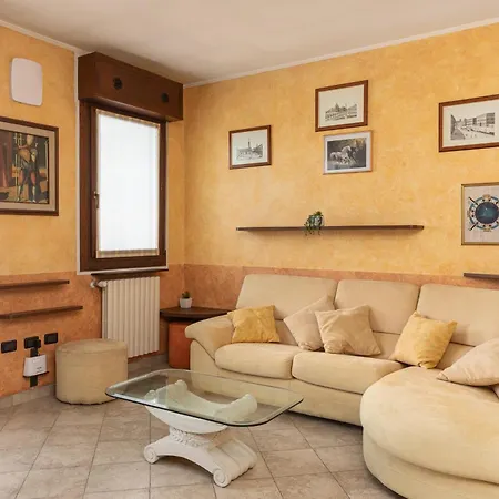 Ganden's Flat Appartamento *