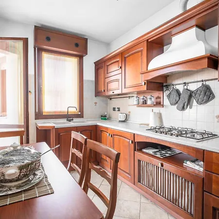 Gandens Flat Apartment *