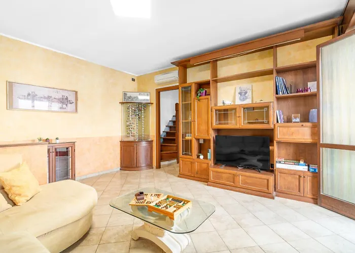 Gandens Flat Apartment *